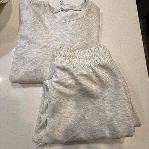 Yogalicious Light Gray 2 Piece Jogger Outfit